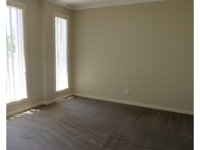 46 Hewett Drive, Point Cook VIC 3030