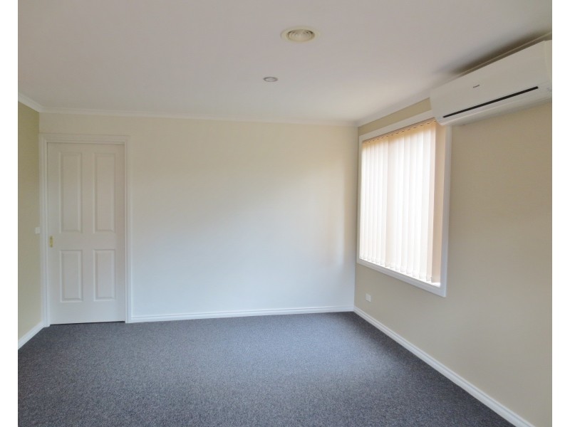 4 Solaire Way, South Morang VIC 3752