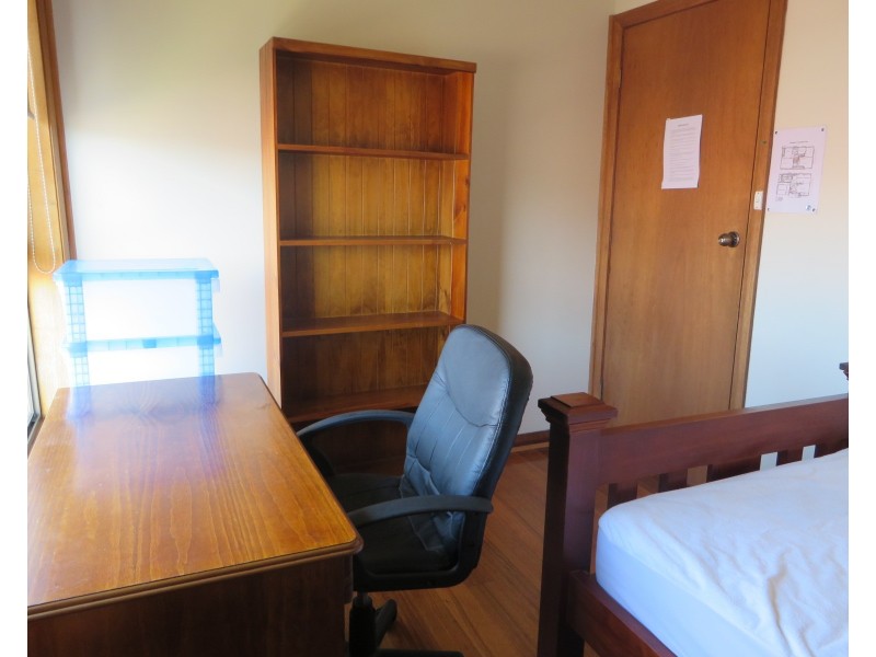 Room 3 / 96 Dunne Street, Kingsbury VIC 3083