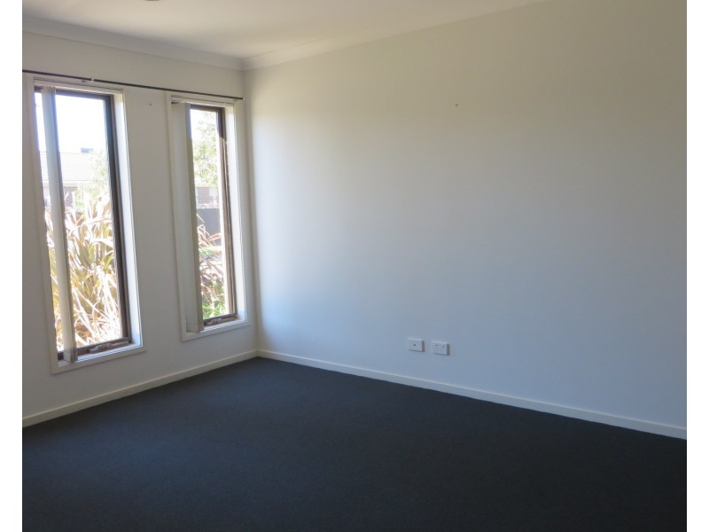 13 Sanctum Circuit, Doreen VIC 3754