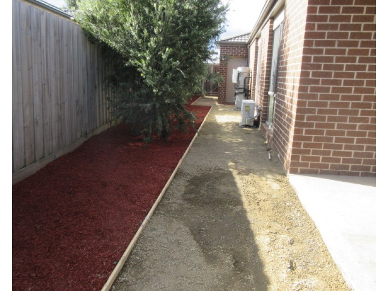 13 Sanctum Circuit, Doreen VIC 3754