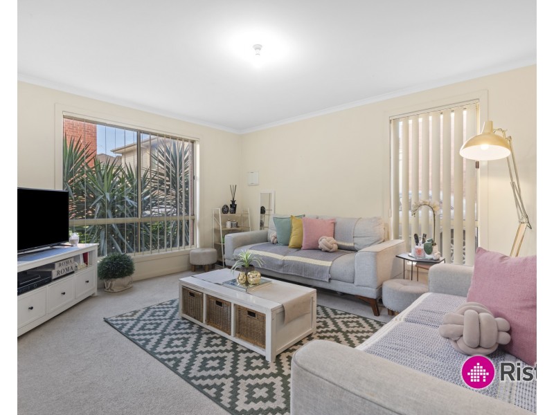 17 Pace Circuit, South Morang VIC 3752