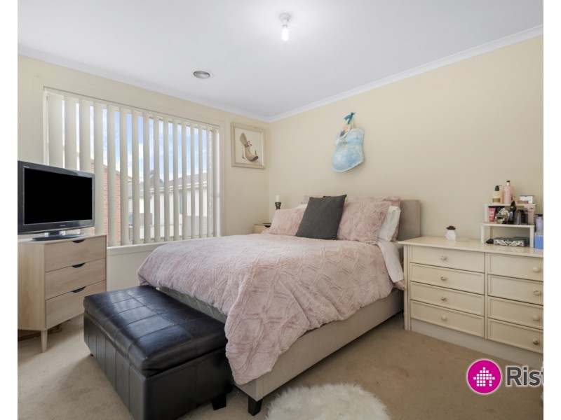 17 Pace Circuit, South Morang VIC 3752