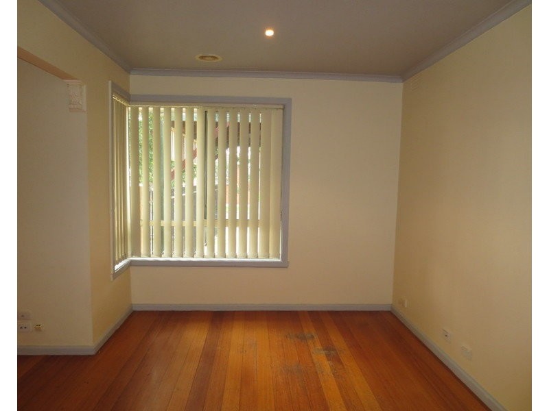 5 Main Street, Thomastown VIC 3074