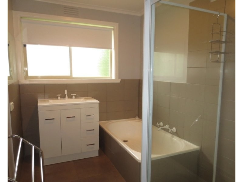 5 Main Street, Thomastown VIC 3074