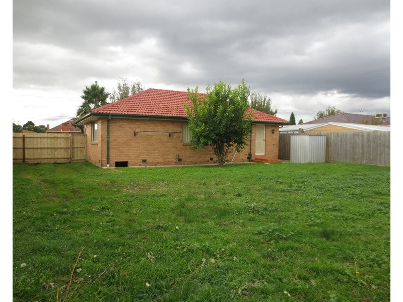 5 Main Street, Thomastown VIC 3074