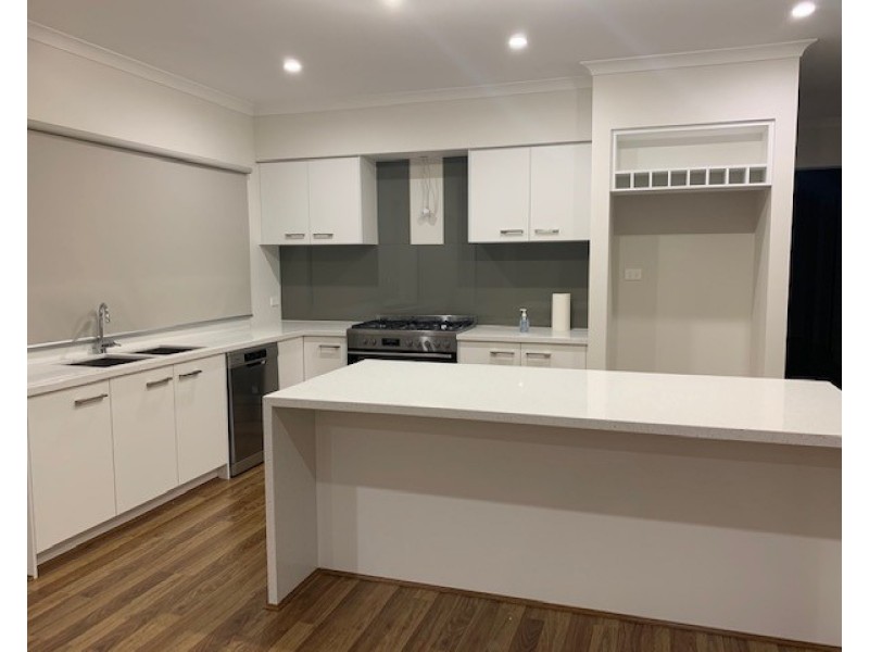 16 Danzig Street, Kalkallo VIC 3064