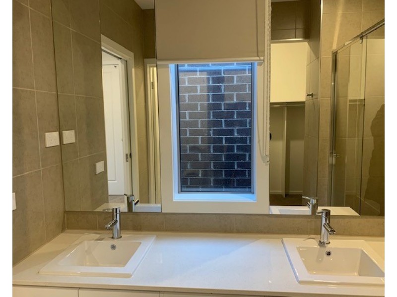 16 Danzig Street, Kalkallo VIC 3064