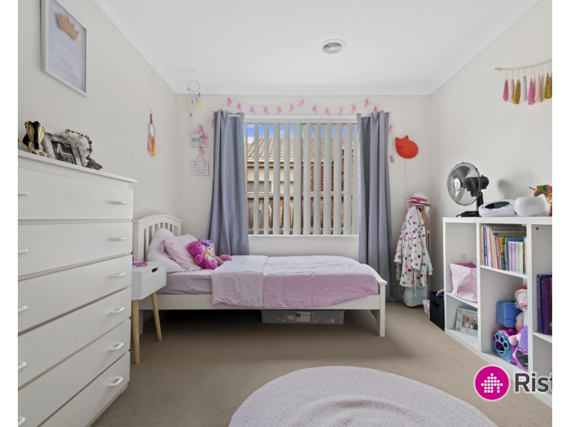 47 Barleygrass Crescent, Brookfield VIC 3338