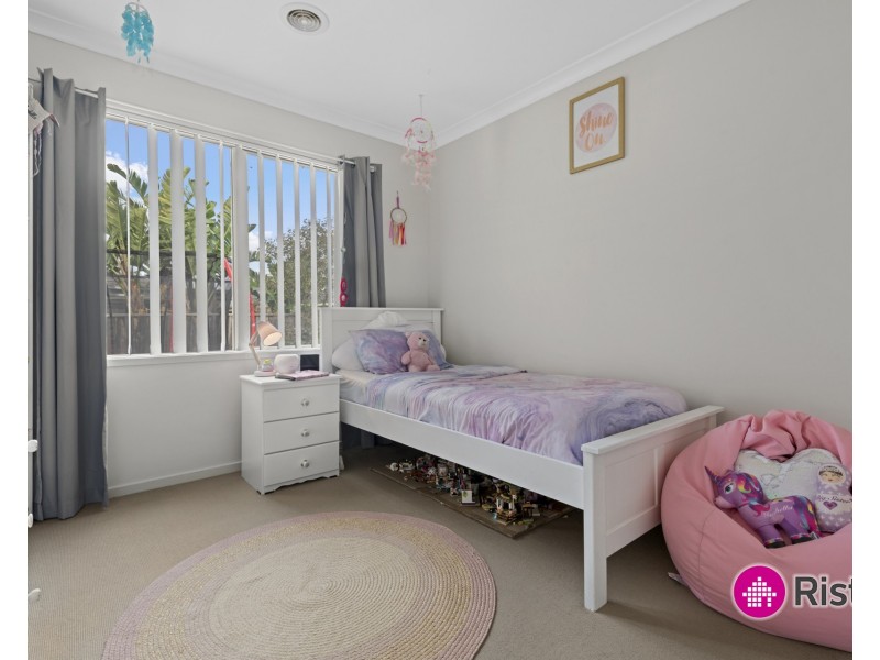 47 Barleygrass Crescent, Brookfield VIC 3338