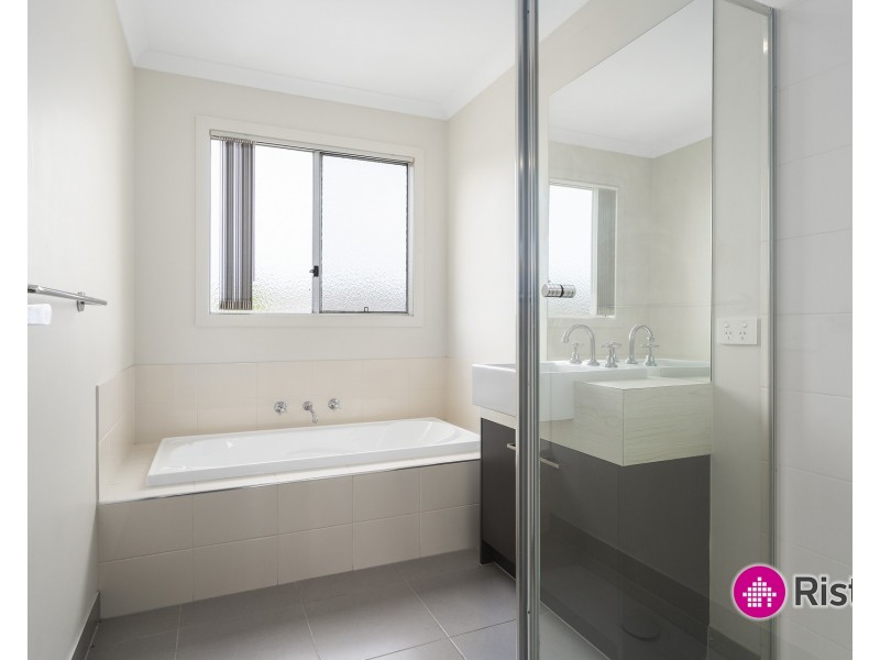 2 Hillgrove Way, Mernda VIC 3754