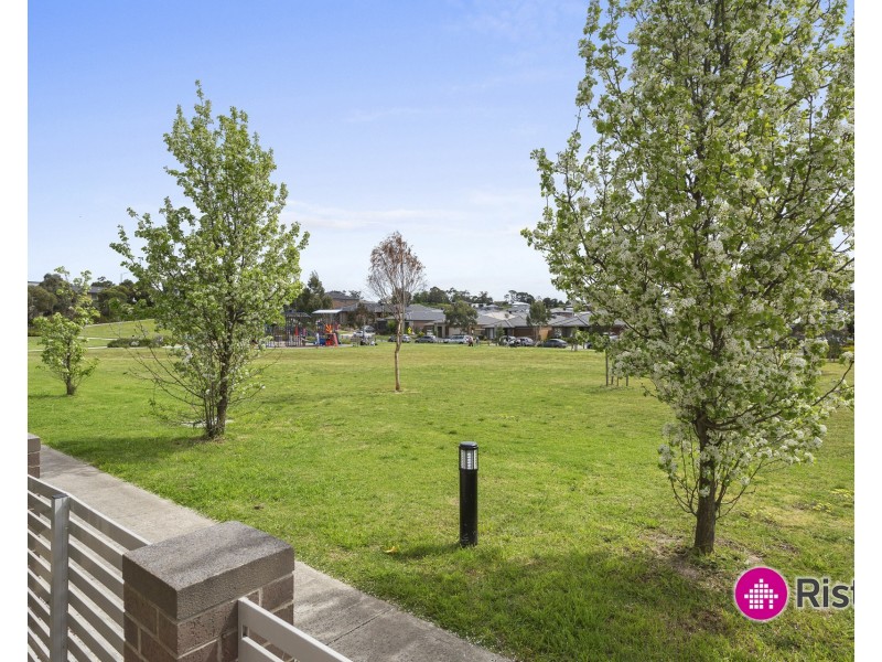 2 Hillgrove Way, Mernda VIC 3754