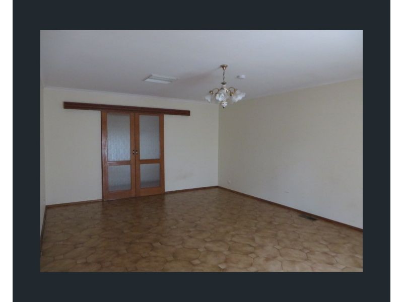 297 Childs Road, Mill Park VIC 3082