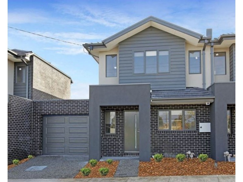 5a Maryborough Avenue, Kingsbury VIC 3083