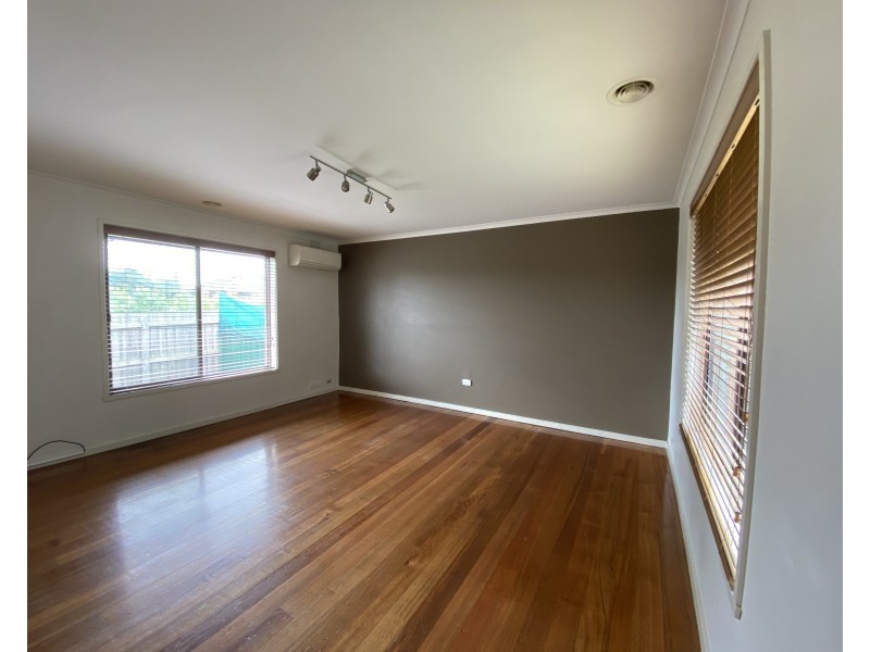 2/52 Barry Street, Reservoir VIC 3073