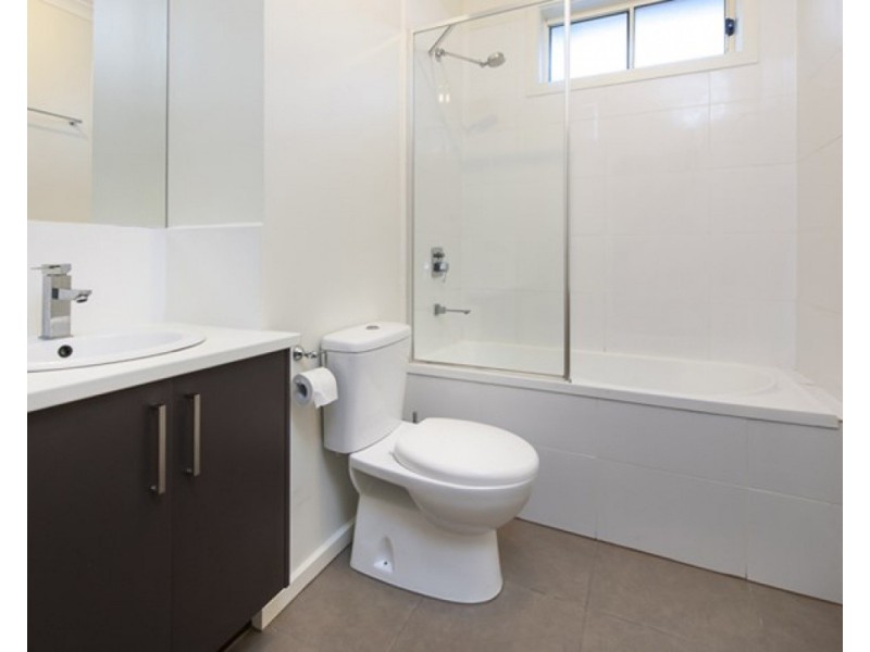 25 Ash Street, Lalor VIC 3075