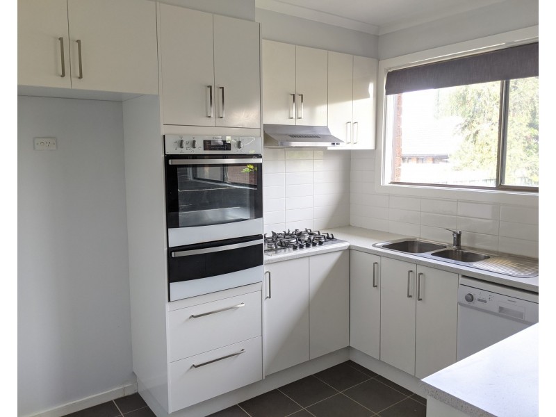 17 Severn Street, Epping VIC 3076