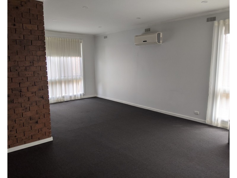 17 Severn Street, Epping VIC 3076