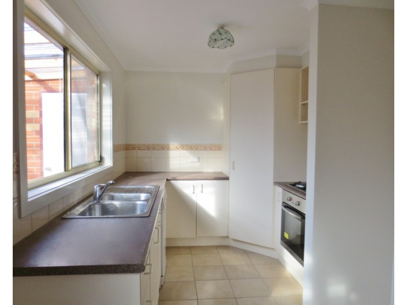 2/30 Bamfield Road, Heidelberg Heights VIC 3081