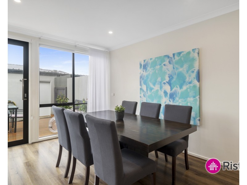 15 Thurra Walk, Wollert VIC 3750