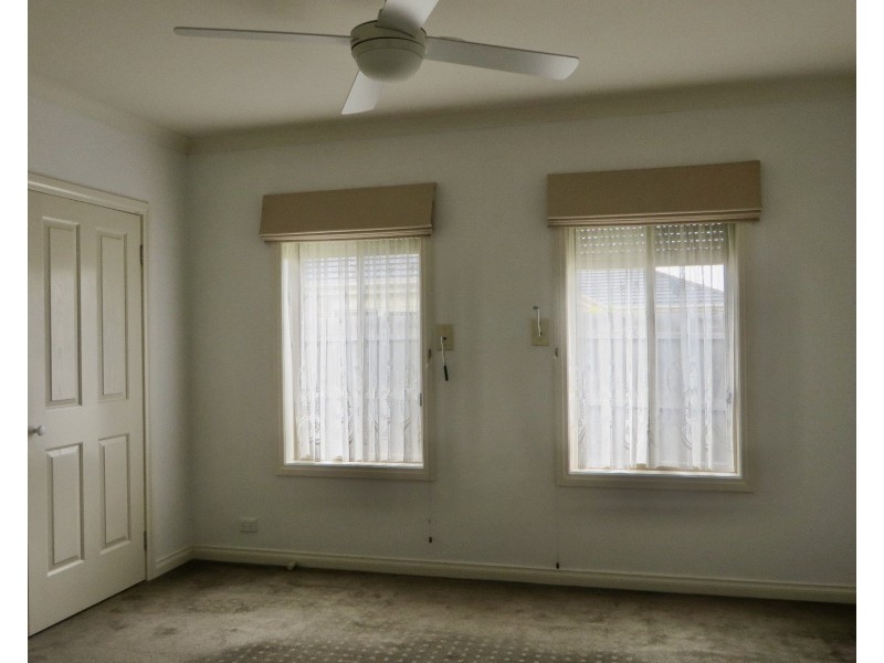 29 Carinya Crescent, South Morang VIC 3752