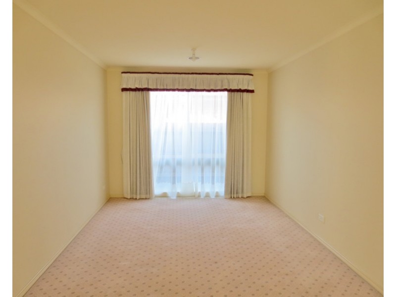 129 Morang Drive, Mill Park VIC 3082