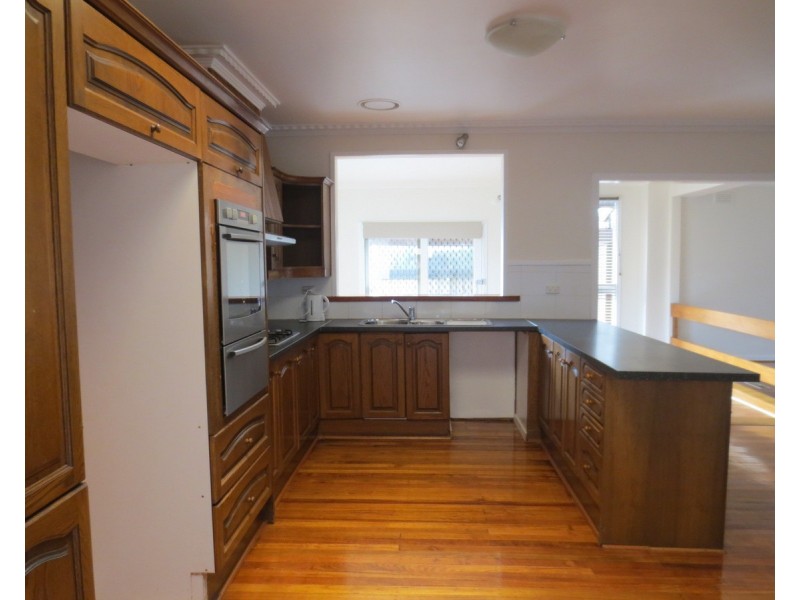 104 Mill Park Drive, Mill Park VIC 3082