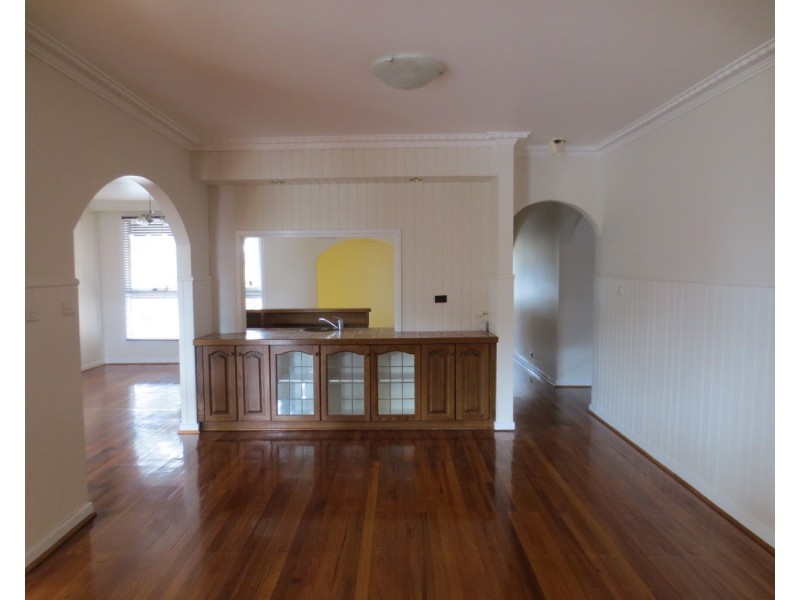 104 Mill Park Drive, Mill Park VIC 3082