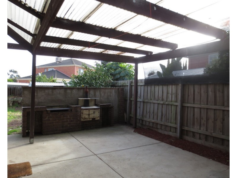 104 Mill Park Drive, Mill Park VIC 3082