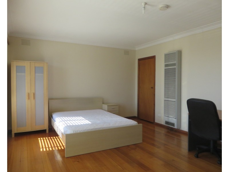 Room 5/96 Dunne Street, Kingsbury VIC 3083