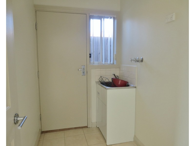 13/45 Ancona Drive, Mill Park VIC 3082