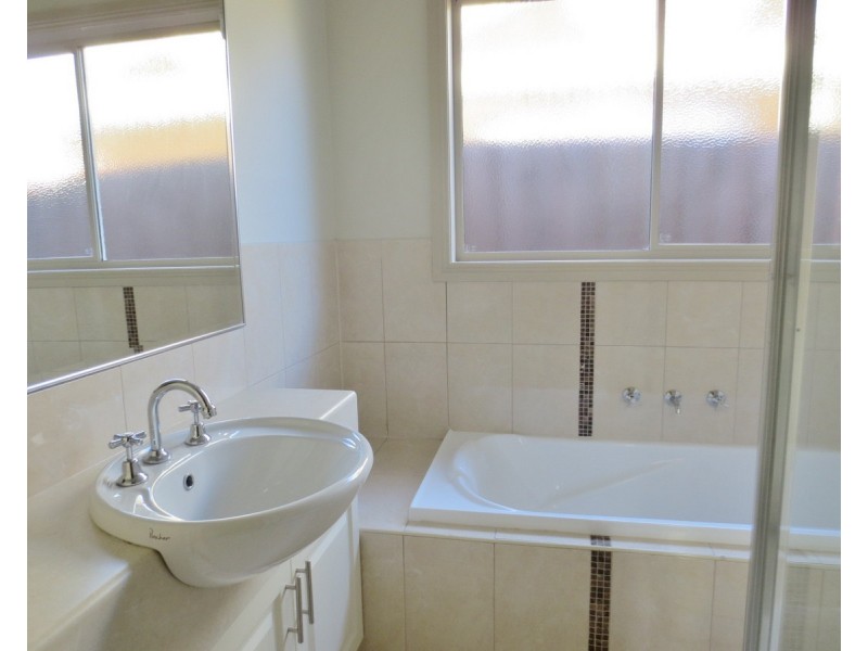 13/45 Ancona Drive, Mill Park VIC 3082