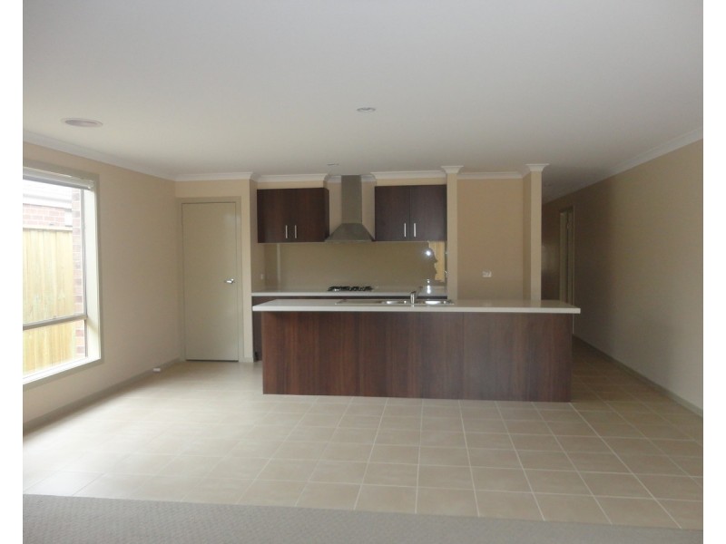 15 Watercolour Drive, Mernda VIC 3754