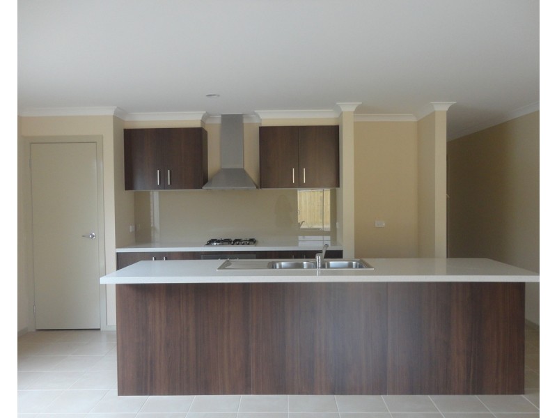 15 Watercolour Drive, Mernda VIC 3754