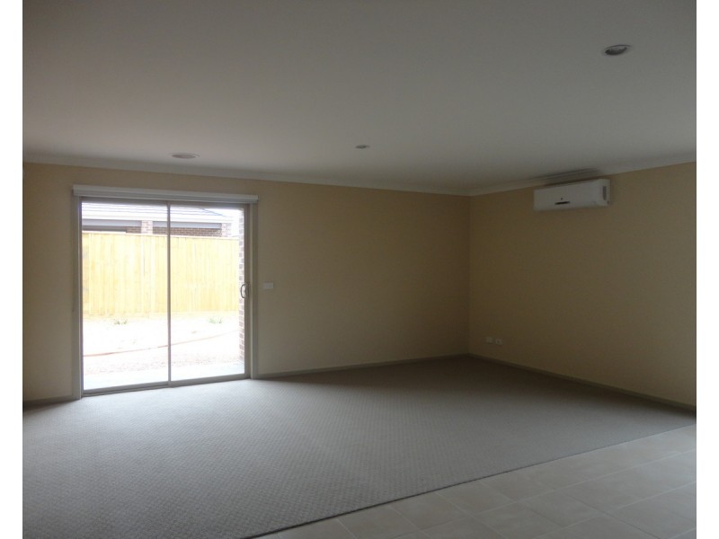 15 Watercolour Drive, Mernda VIC 3754