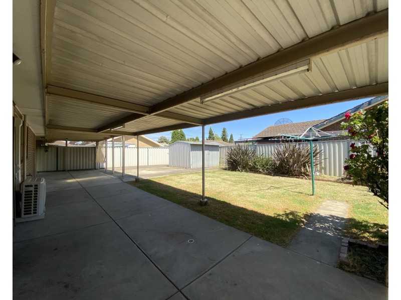 68 Pandora Avenue, Thomastown VIC 3074