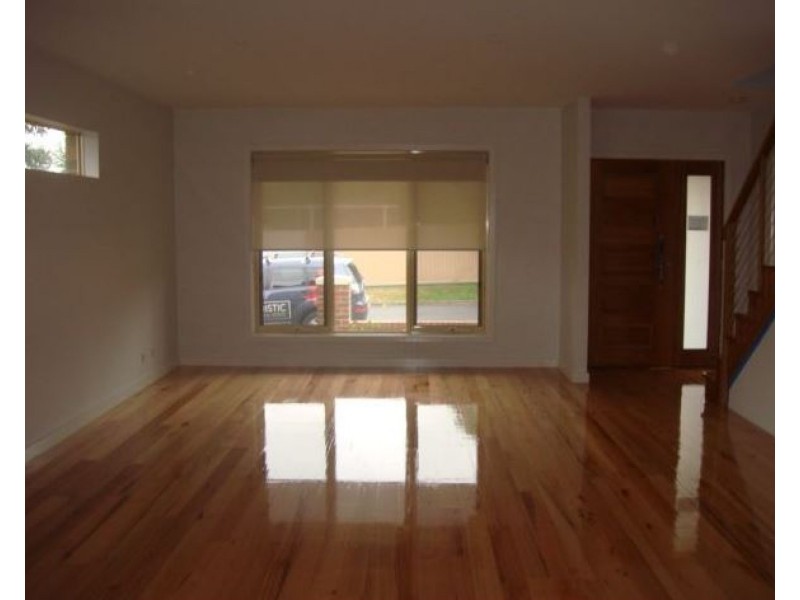 17A Pershing Street, Reservoir VIC 3073