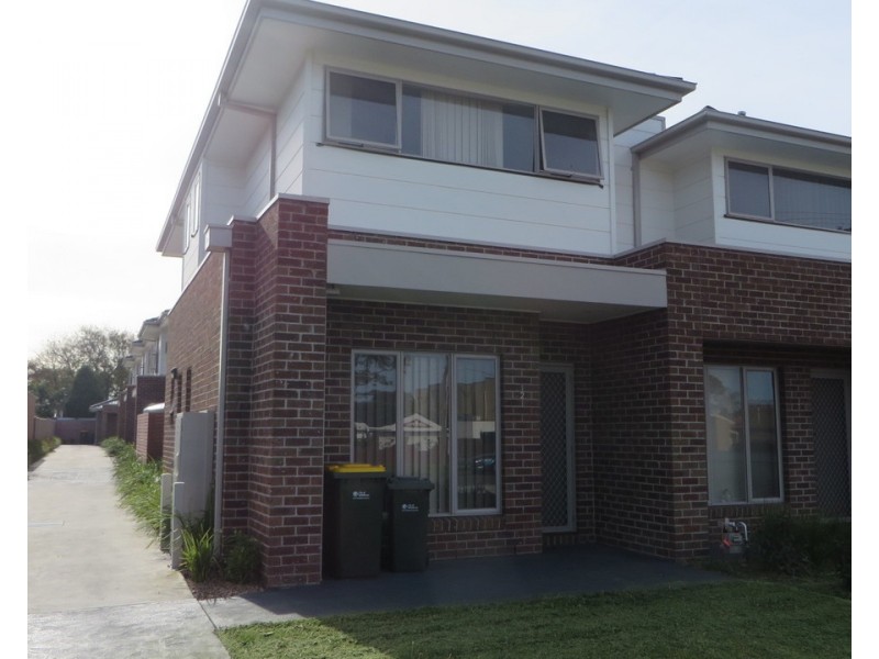 2/36 Houston Street, Epping VIC 3076