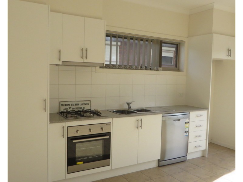 2/36 Houston Street, Epping VIC 3076