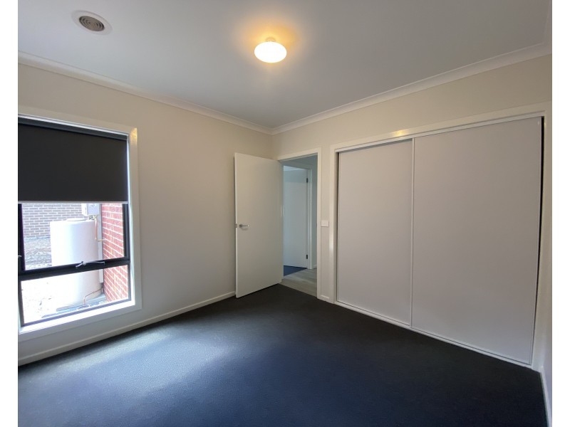 6 Treeton Drive, Wollert VIC 3750