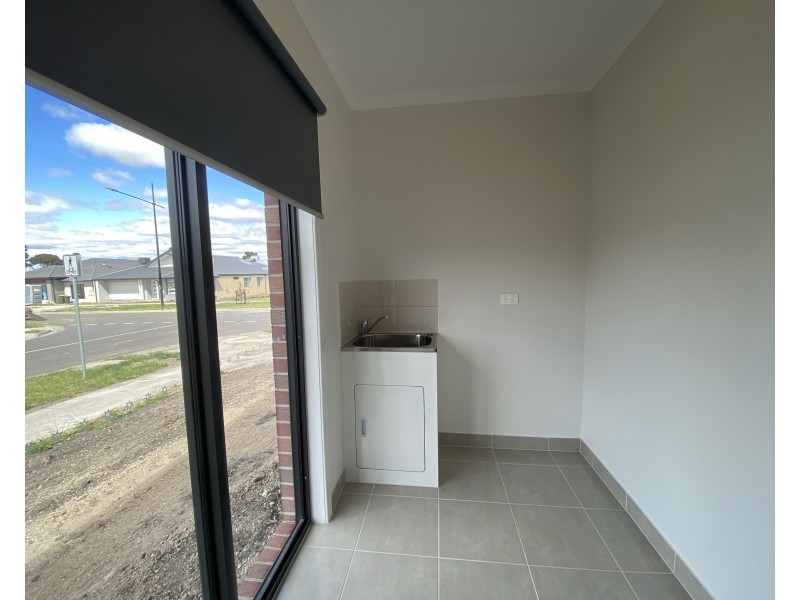 6 Treeton Drive, Wollert VIC 3750