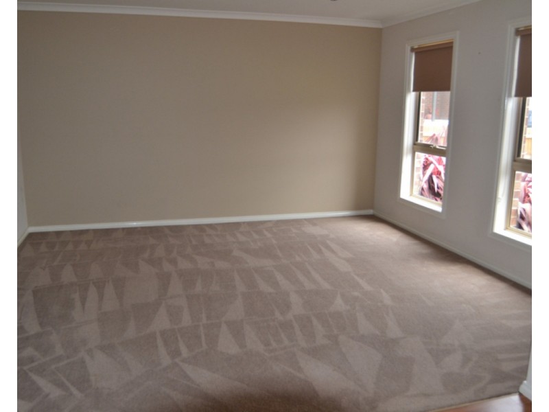 33 Belinda Court, South Morang VIC 3752