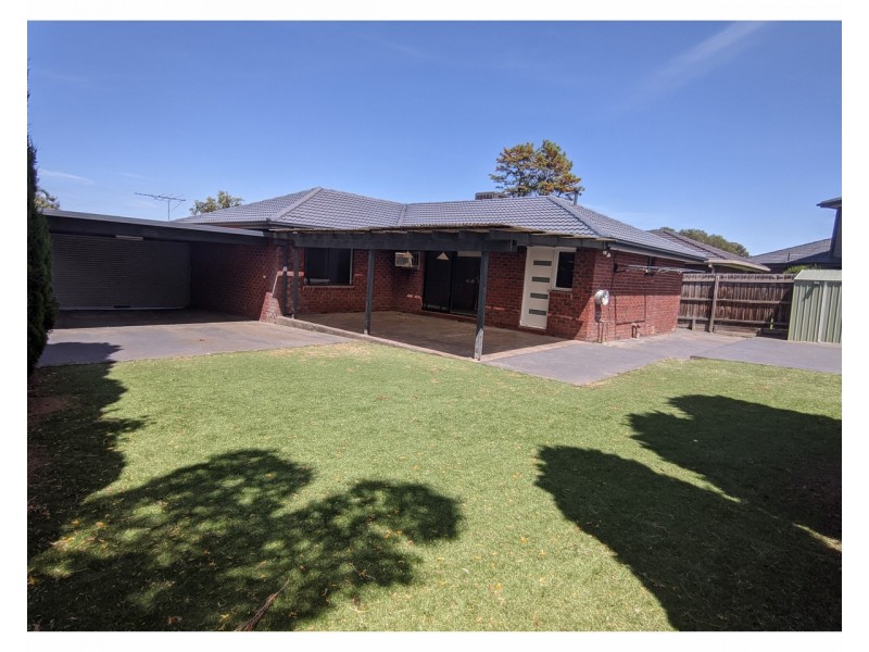 12 Flemington Drive, Mill Park VIC 3082 Floorplan