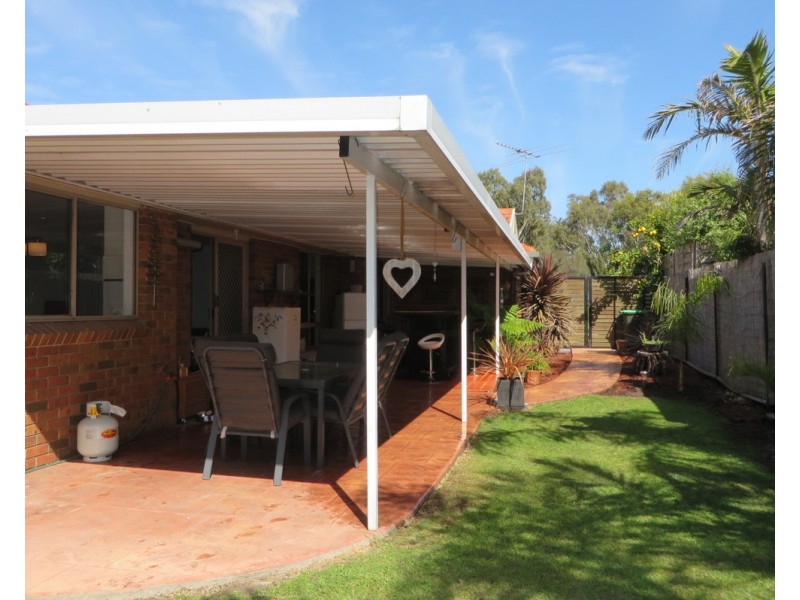 4 Gilroy Crescent, Mill Park VIC 3082