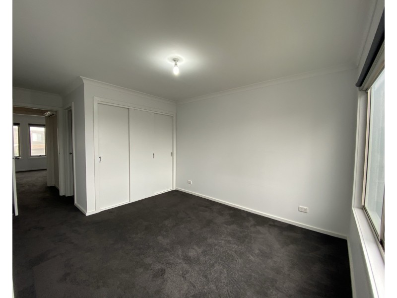 130 Moffat Drive, Lalor VIC 3075