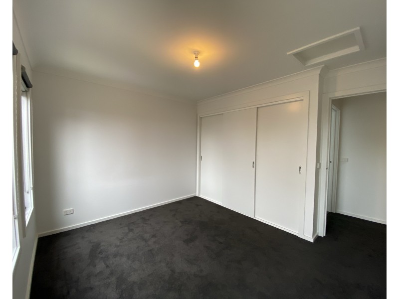 130 Moffat Drive, Lalor VIC 3075