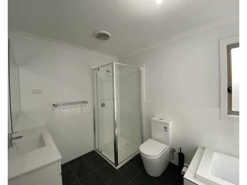 130 Moffat Drive, Lalor VIC 3075