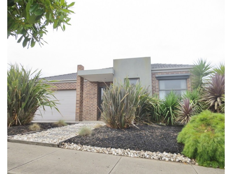 15 Breenview Place, Doreen VIC 3754