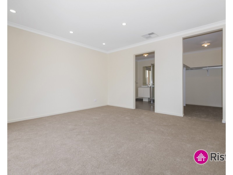 23 Fadaro Drive, Kalkallo VIC 3064