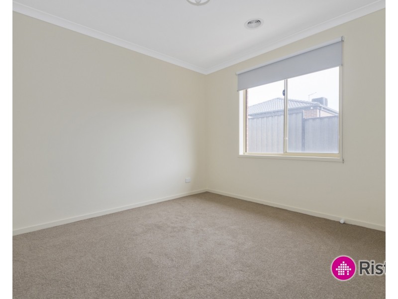 23 Fadaro Drive, Kalkallo VIC 3064